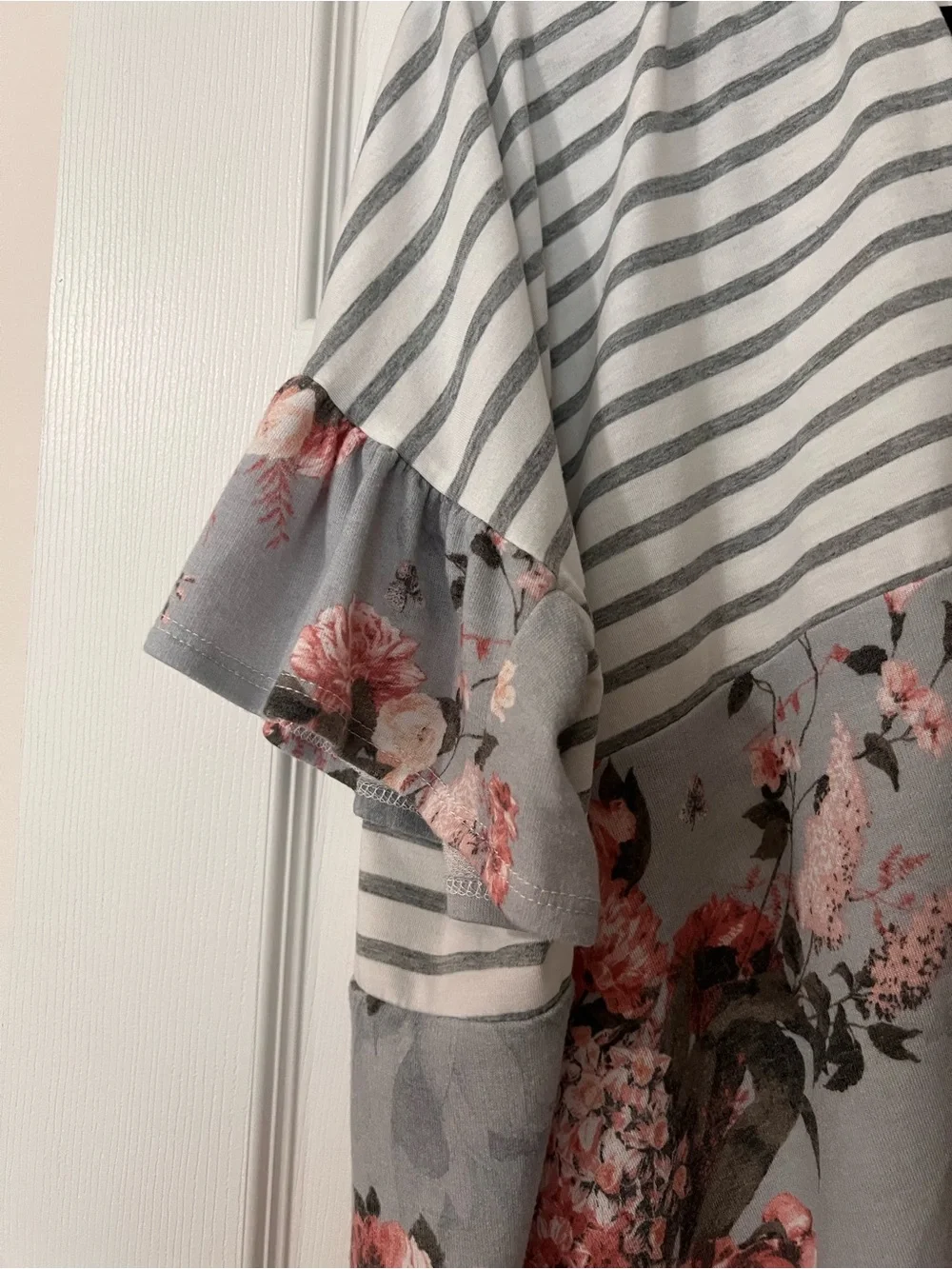 Lovely Melody Gray & Pink Floral Stripe Open Cardigan